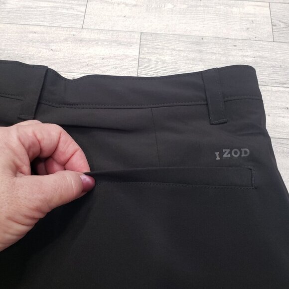 Izod Golf Cargo Shorts Swing Flex 9" Stretch 6 Pocket Black Mens Size 30 NWT $70 - Picture 3 of 10